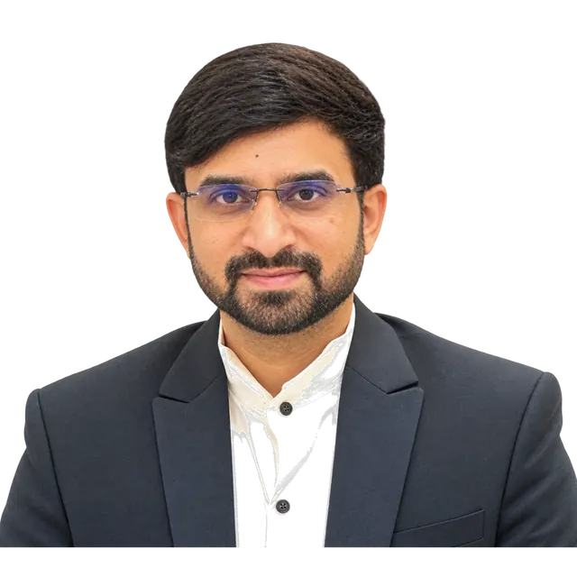 Dr. Chethan Moogi, Consultant Ophthalmologist & Phaco Surgeon at Mookambika Modi Eye Hospital Tumkur